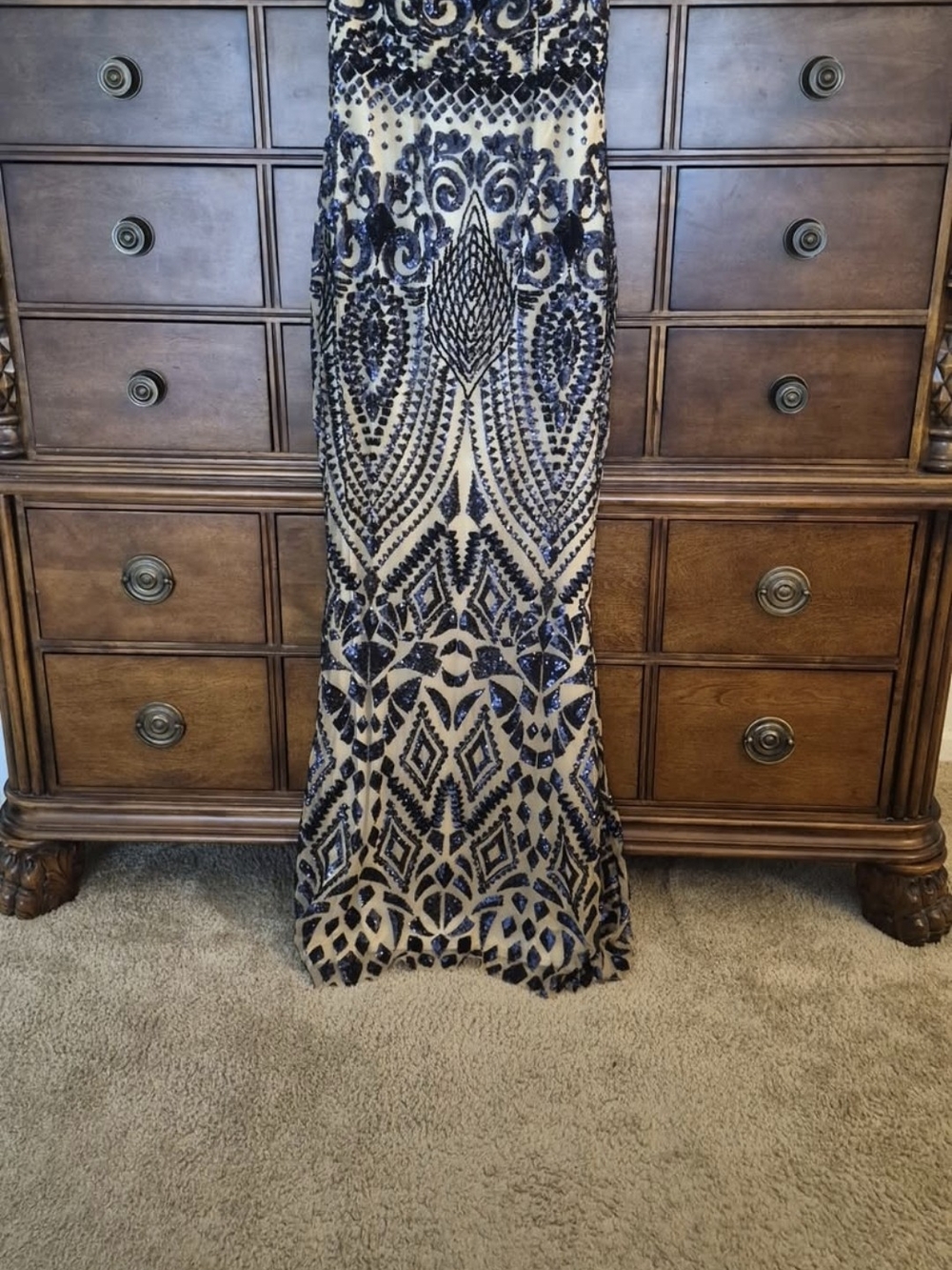 Embellished INVITO Navy and Cream Maxi Dress - Glamorous Evening Wear